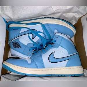 Jordan 1 Mid Ice Blue/Dark Powder Blue-Black
